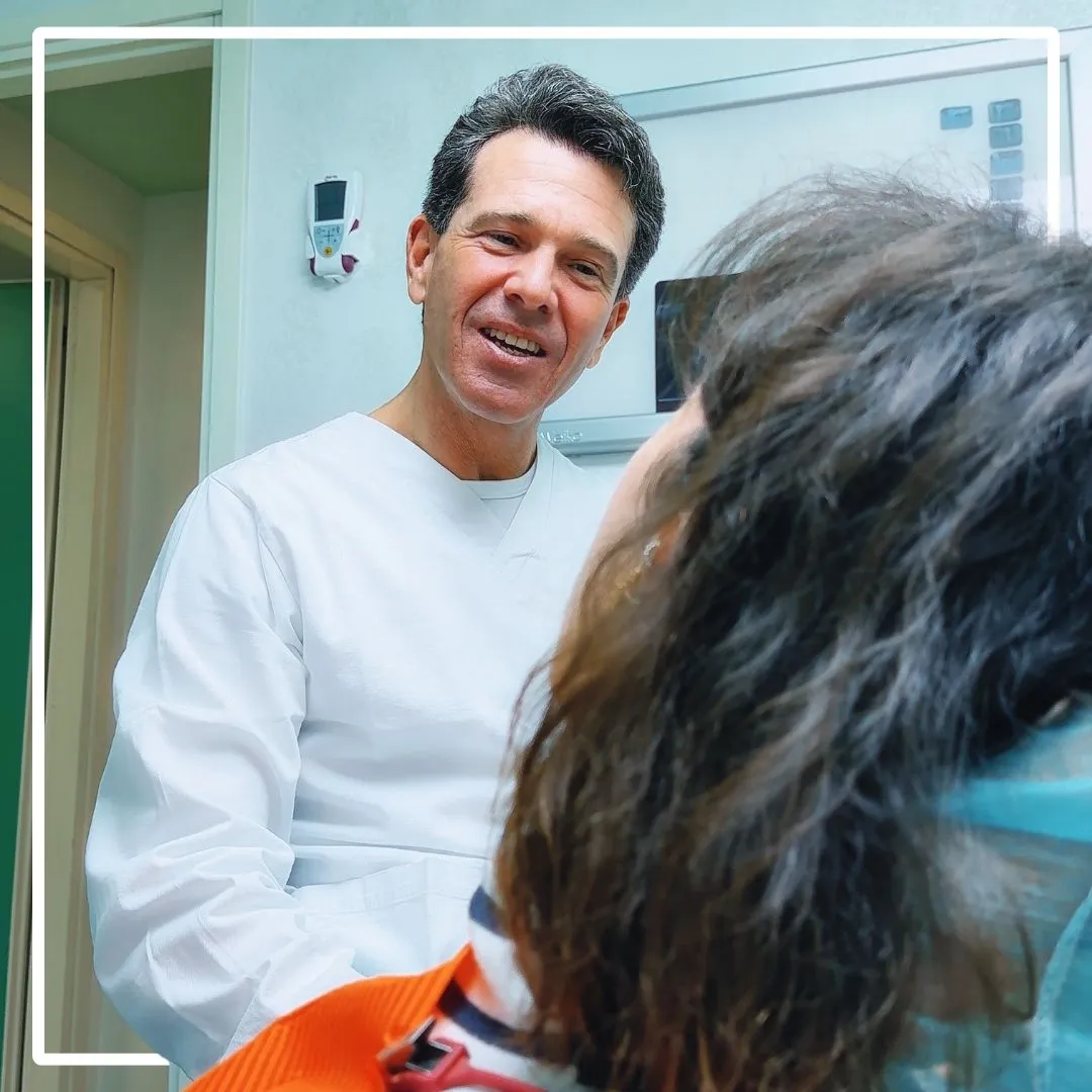 Home 18 Dentista a Padova